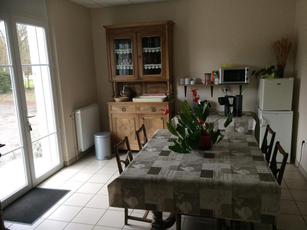 Bed and Breakfast La Demi-Lune à Bailleval Extérieur photo
