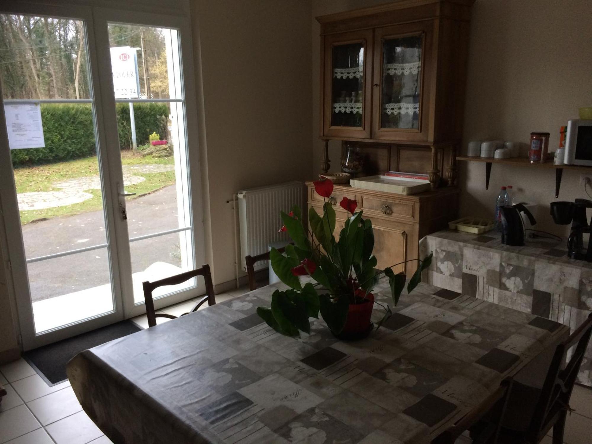 Bed and Breakfast La Demi-Lune à Bailleval Extérieur photo